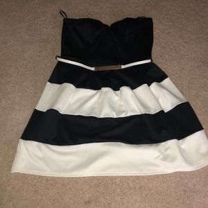 Strapless flowing dress